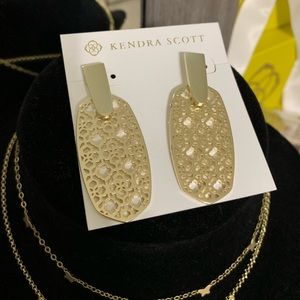 Kendra Scott gold Filigree earrings